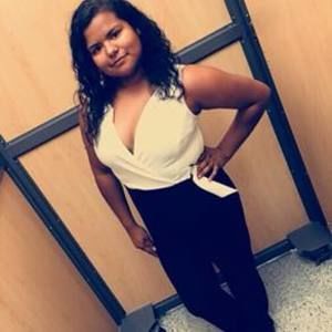 Meet your Posher, María